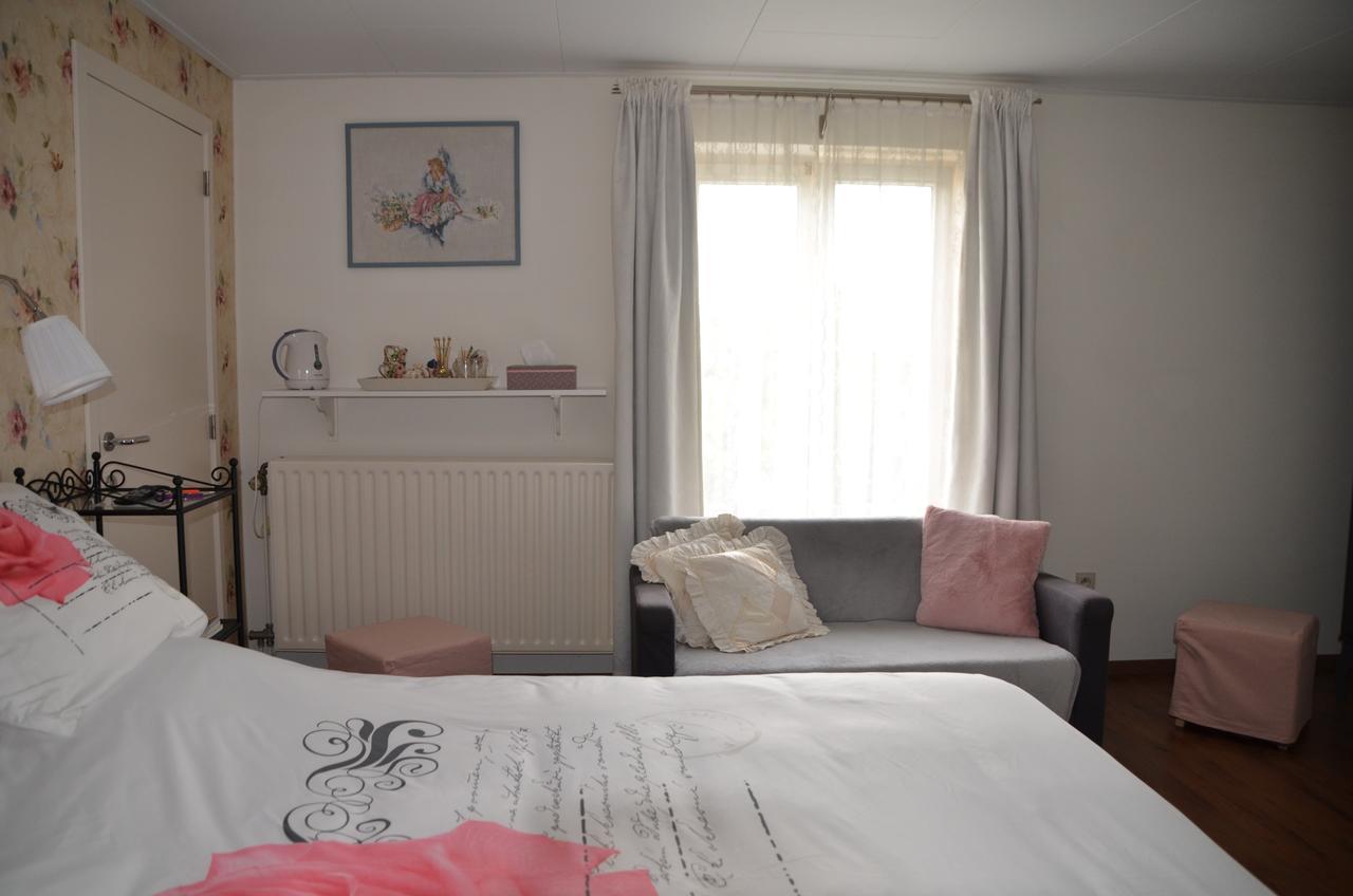 Bed and Breakfast La Rose Pelt Экстерьер фото