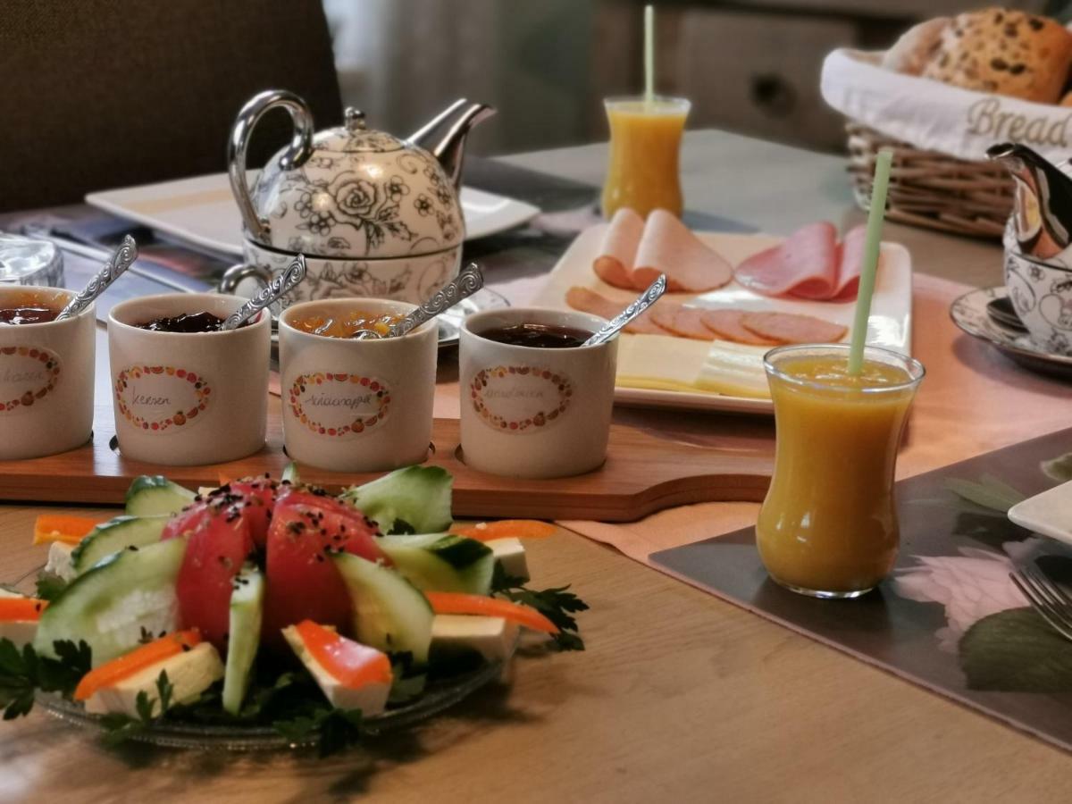 Bed and Breakfast La Rose Pelt Экстерьер фото