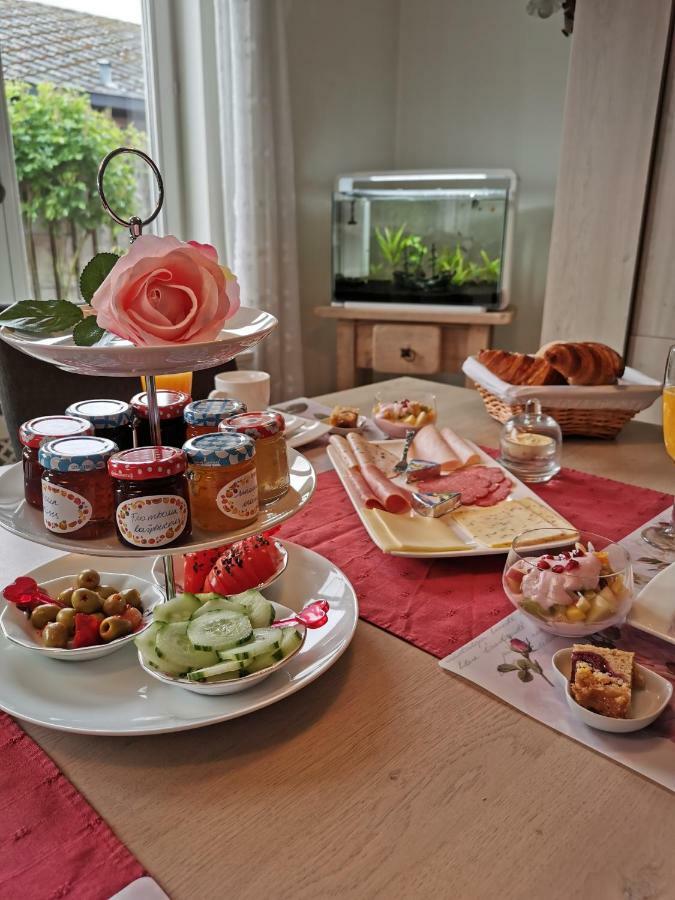 Bed and Breakfast La Rose Pelt Экстерьер фото
